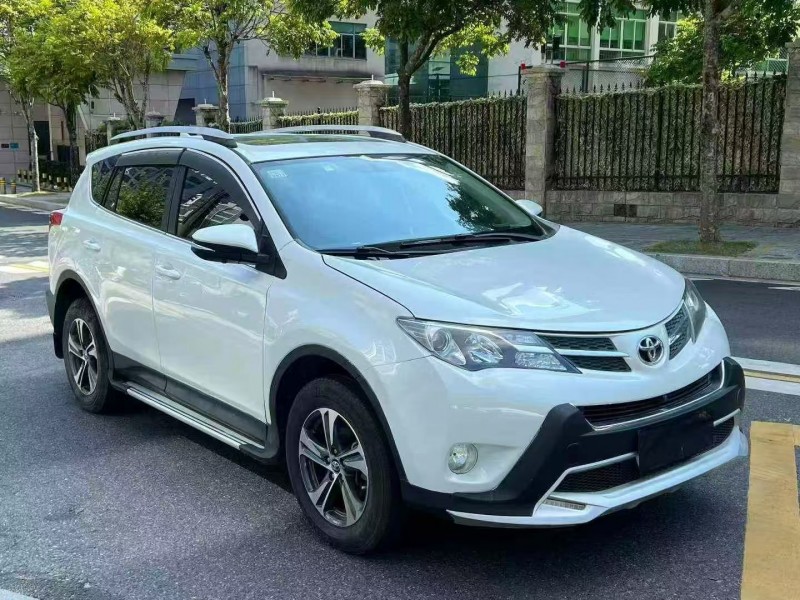 广州16年丰田RAV4荣放2