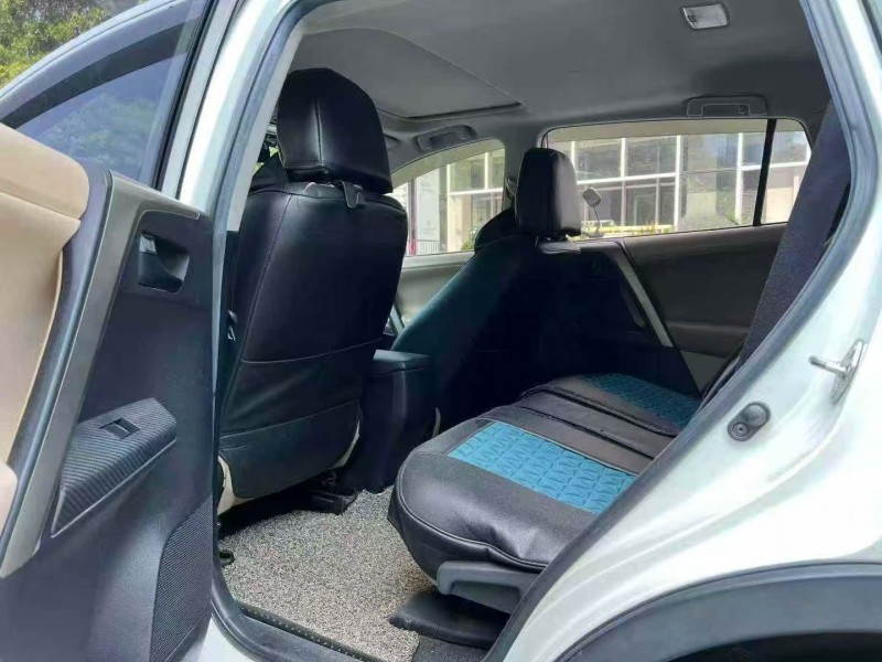 广州16年丰田RAV4荣放4