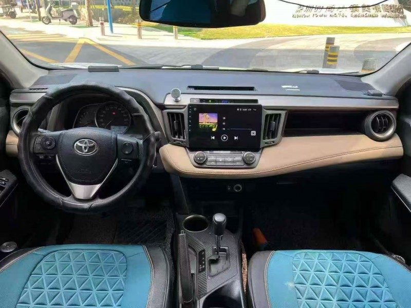 广州16年丰田RAV4荣放6