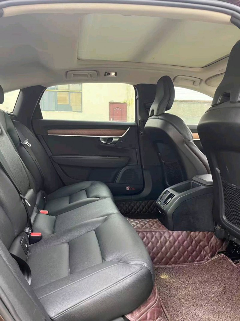 襄阳19年沃尔沃S903