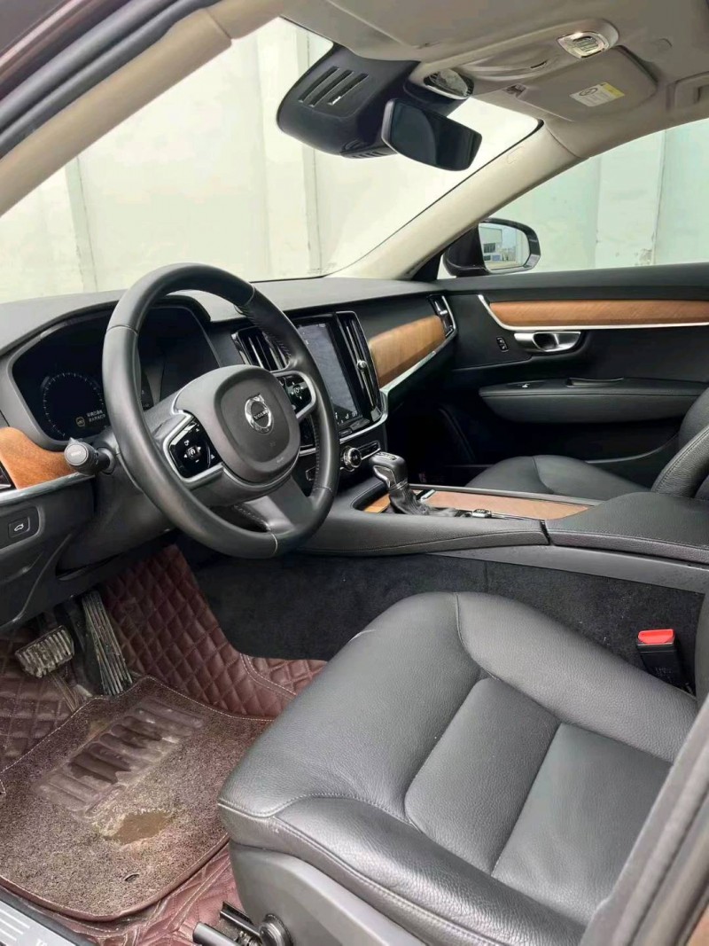 襄阳19年沃尔沃S905