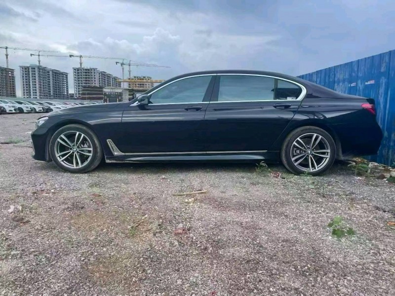 柳州19年宝马7系5
