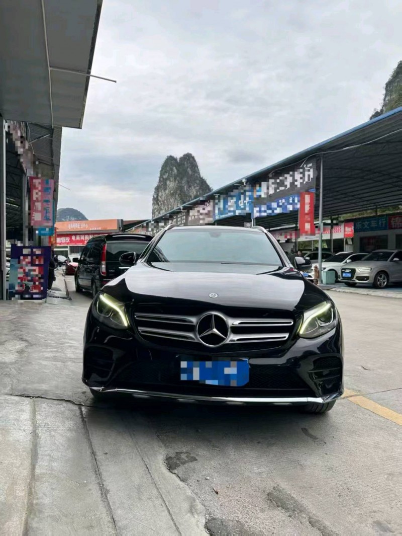 南宁19年奔驰GLC1