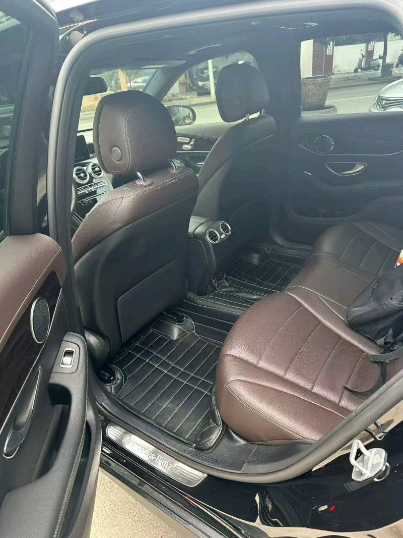 南宁19年奔驰GLC7
