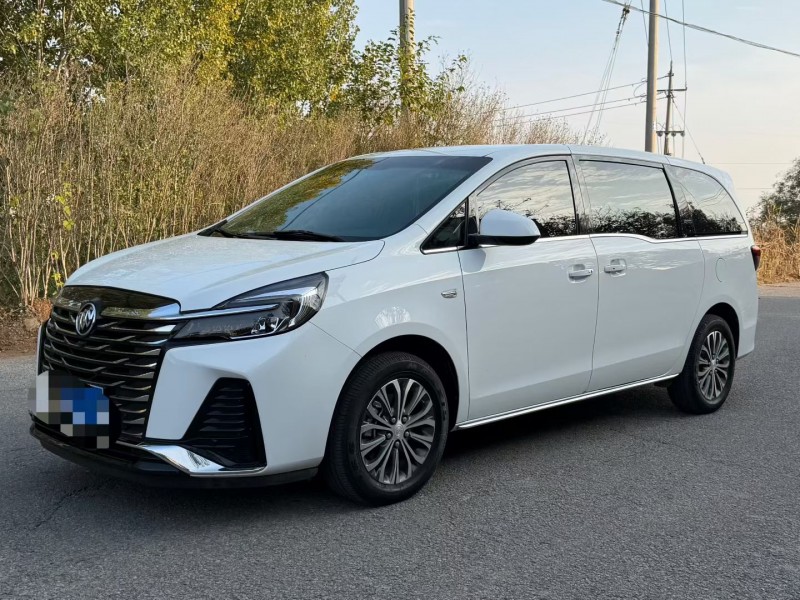 青岛24年别克GL82