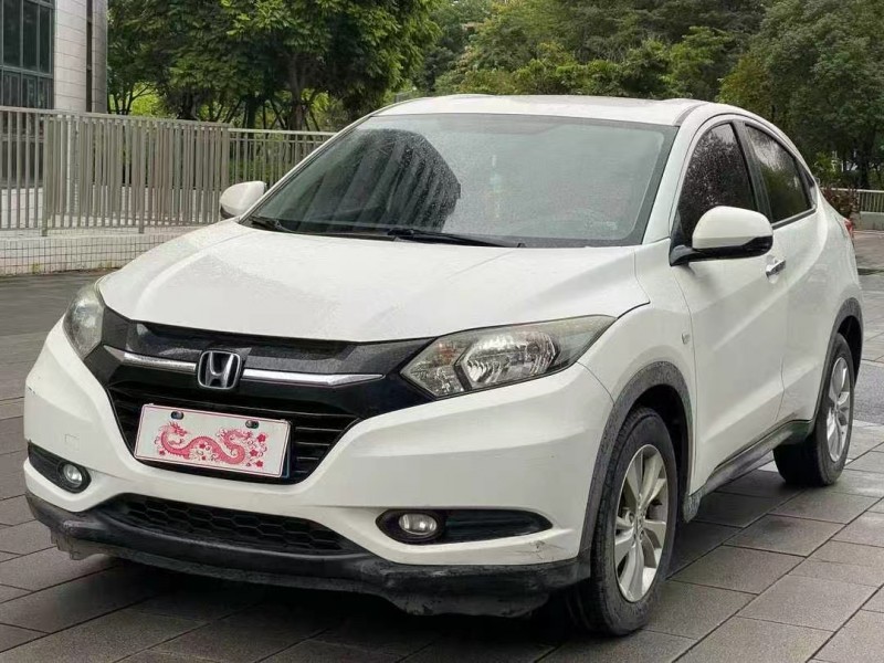 佛山17年本田缤智3