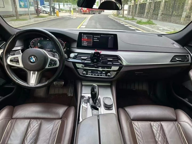 广州20年宝马5系5