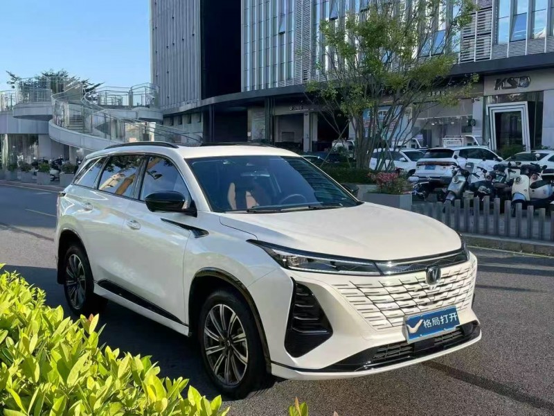 深圳24年长安汽车CS752