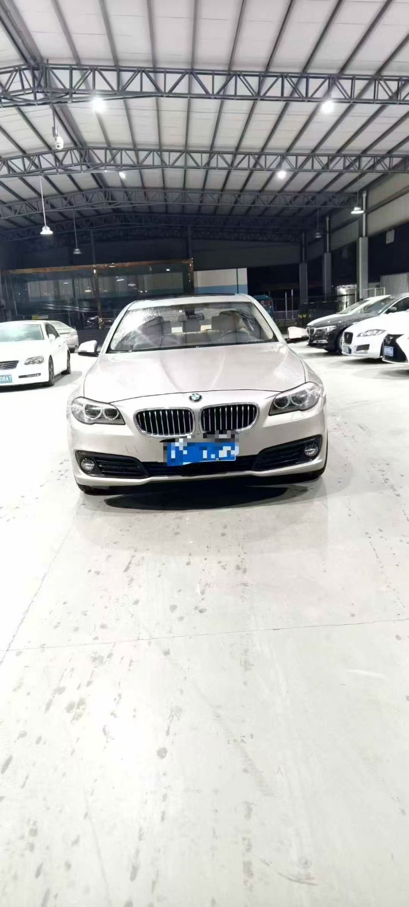 广州17年宝马5系1