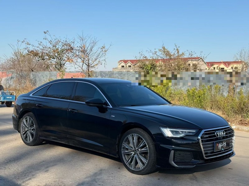 青岛22年奥迪A6L3