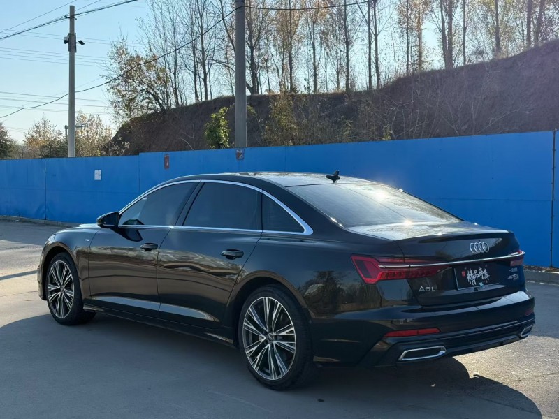 青岛22年奥迪A6L7