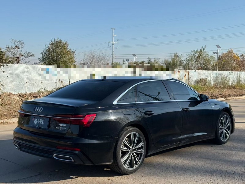 青岛22年奥迪A6L8