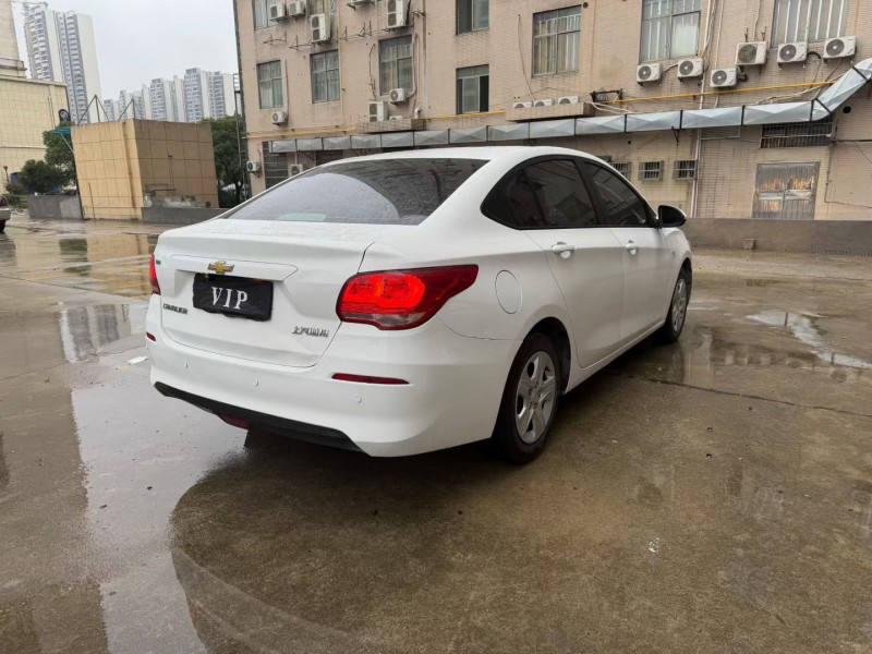 宿迁18年吉利博越8