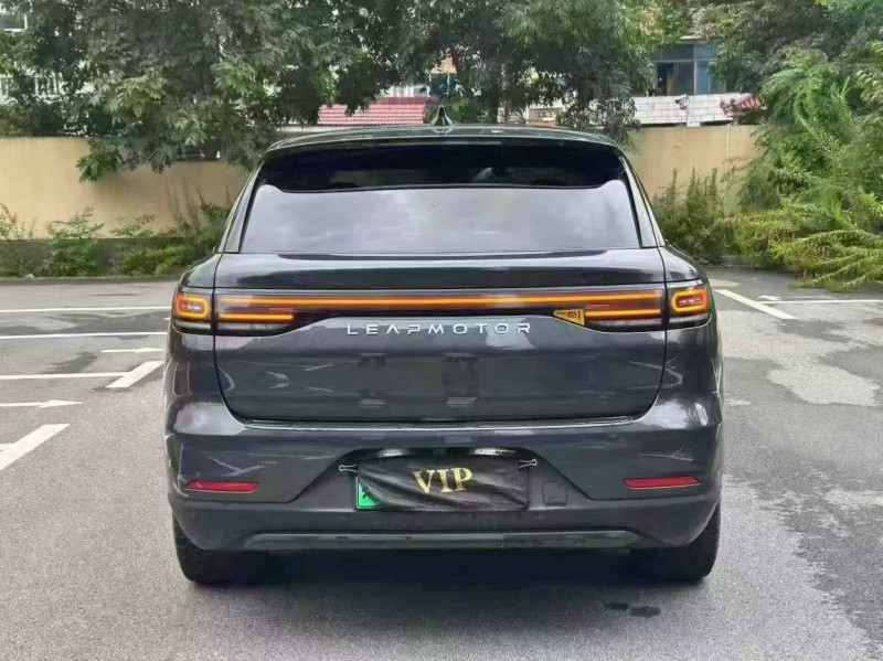 徐州24年零跑汽车C119