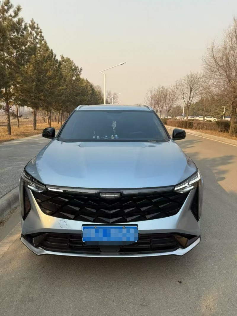 呼和浩特23年吉利博越1