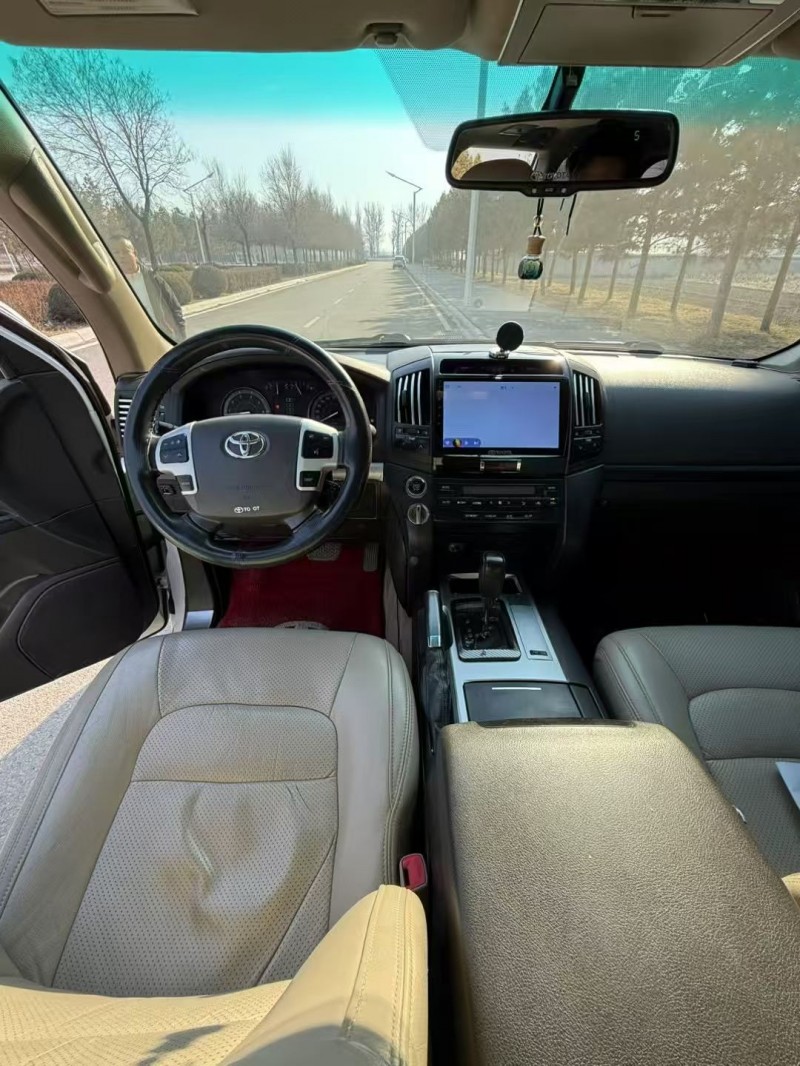 呼和浩特09年丰田兰德酷路泽4