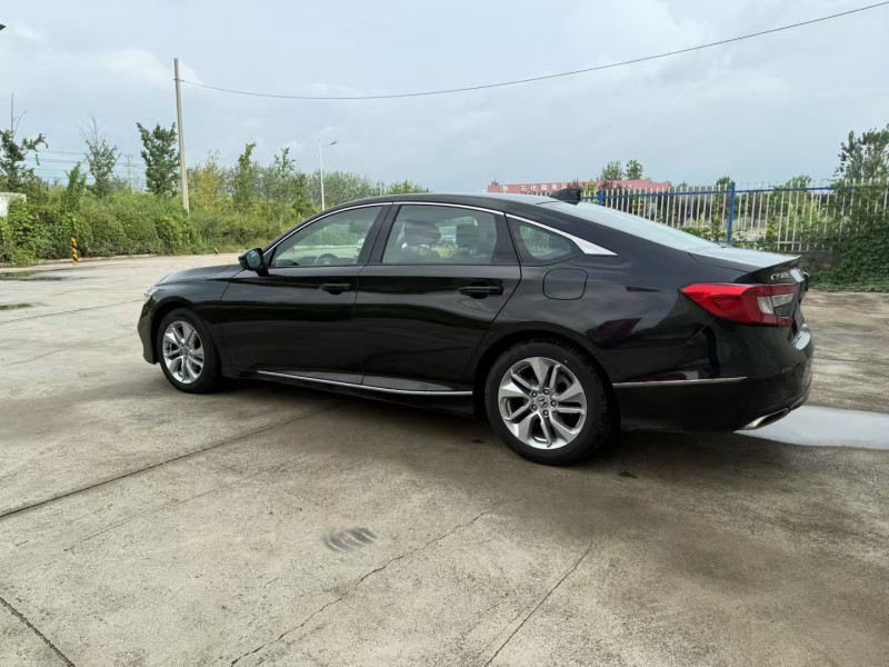 徐州20年本田雅阁8