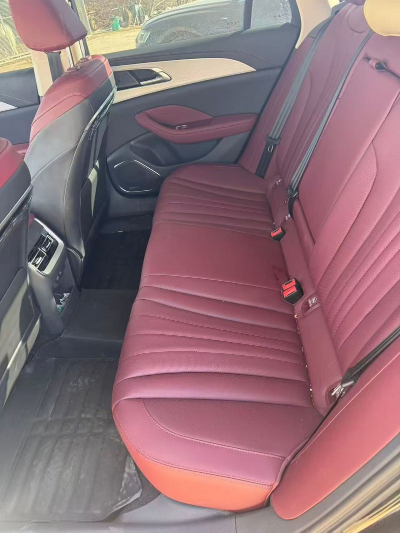 呼和浩特24年红旗H56