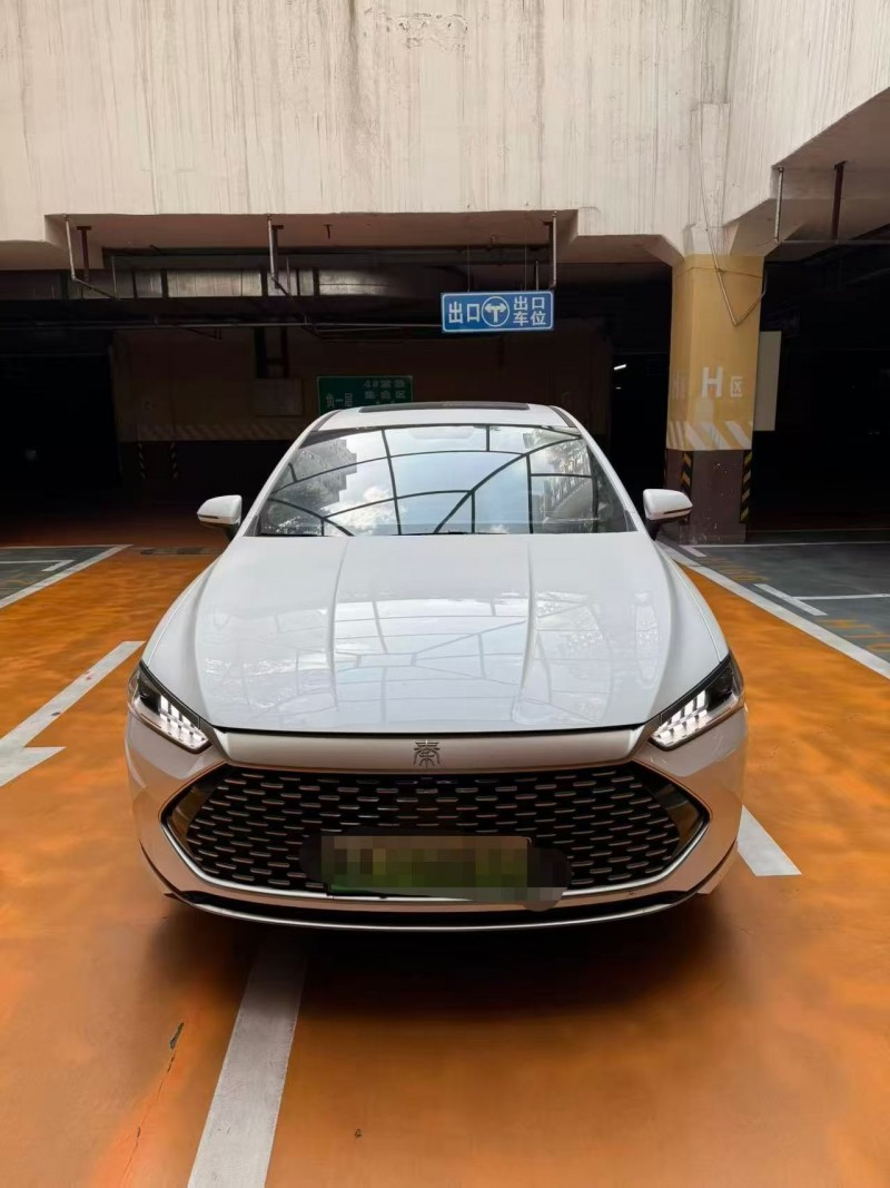 呼和浩特25年比亚迪秦1