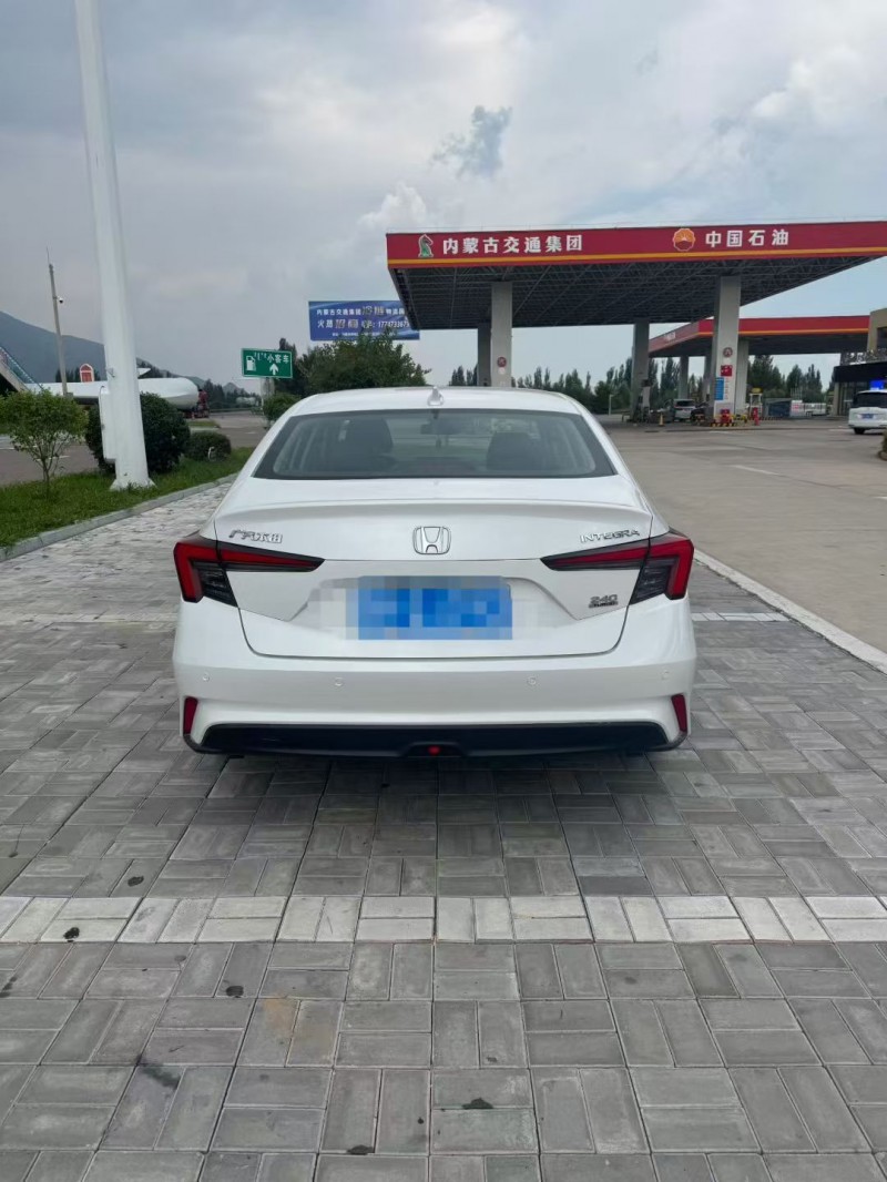 呼和浩特22年本田型格8