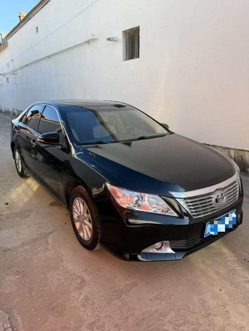 呼和浩特14年丰田凯美瑞2