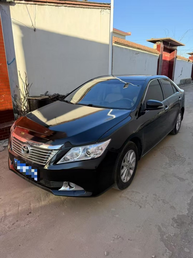 呼和浩特14年丰田凯美瑞3