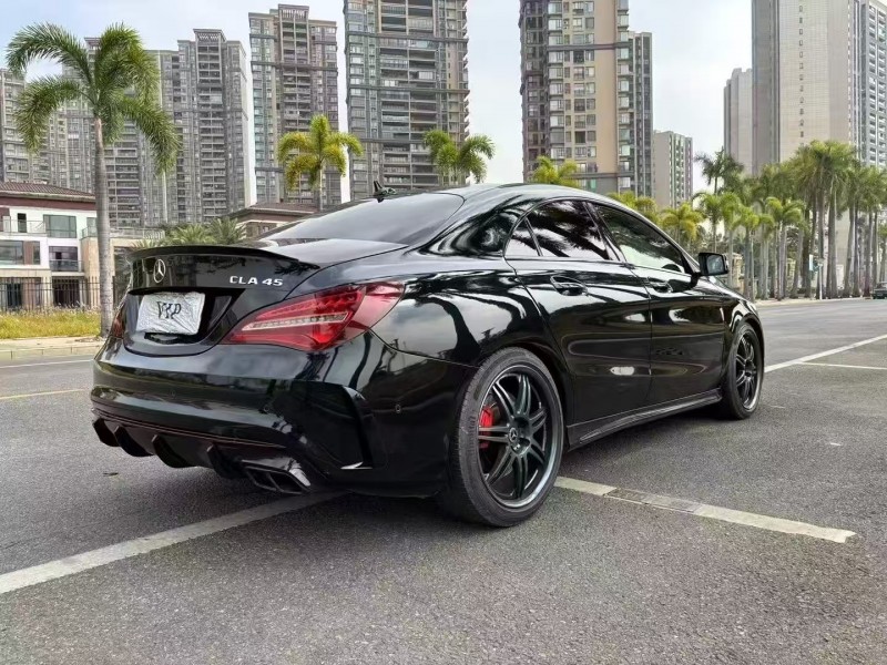 广州18年奔驰CLA7