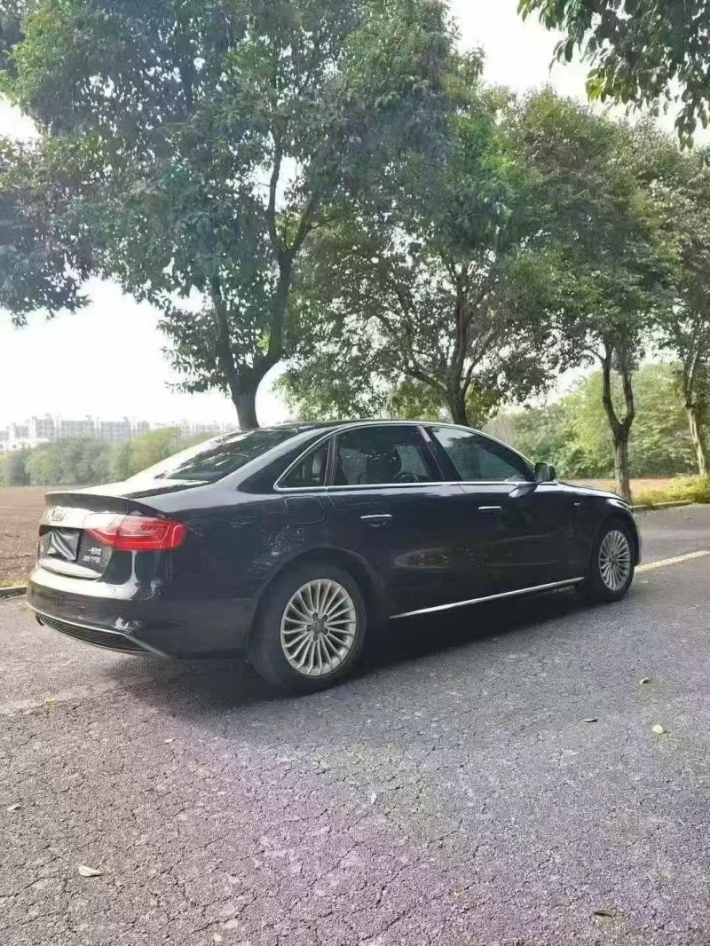 安阳16年奥迪A4L8