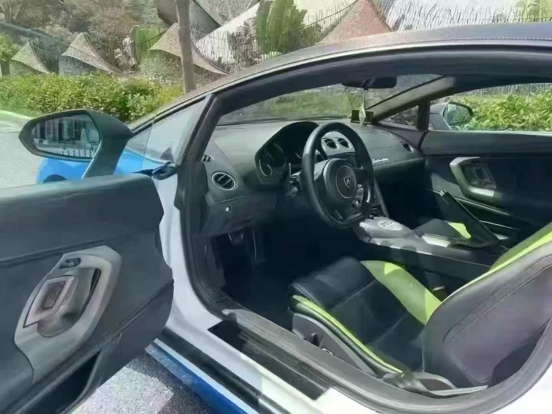 深圳13年兰博基尼Huracan6