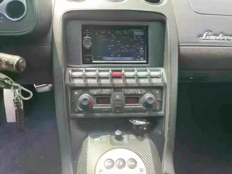 深圳13年兰博基尼Huracan8