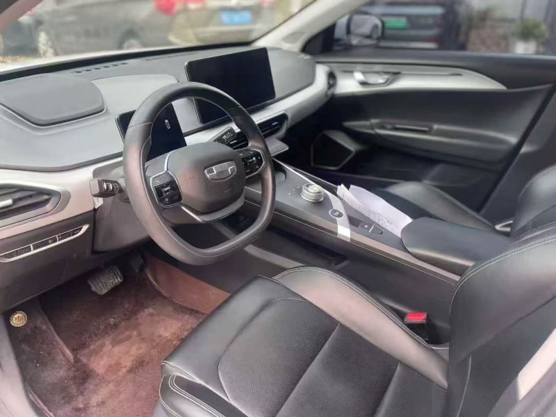 威海23年吉利几何4