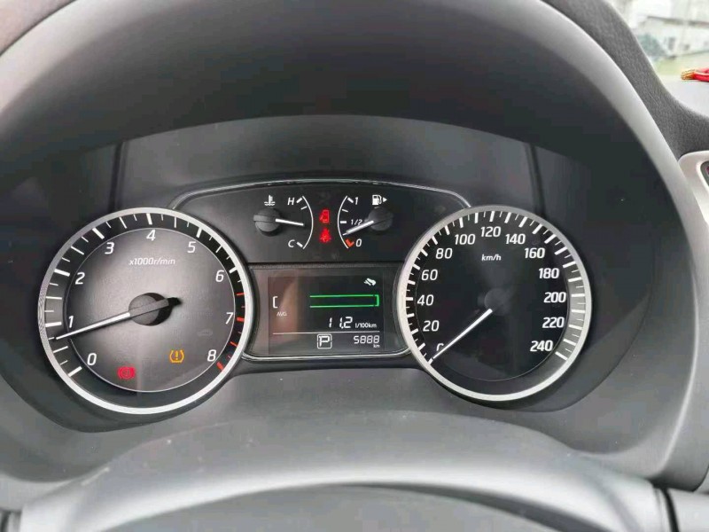 南宁23年日产轩逸7