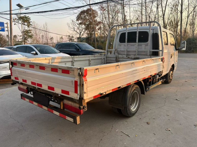 徐州22年东风途逸8