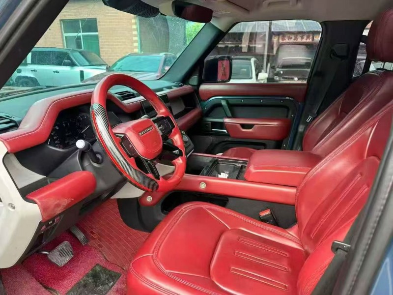 淄博22年路虎卫士6