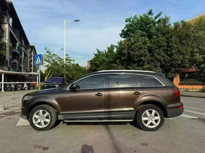 柳州15年奥迪Q78