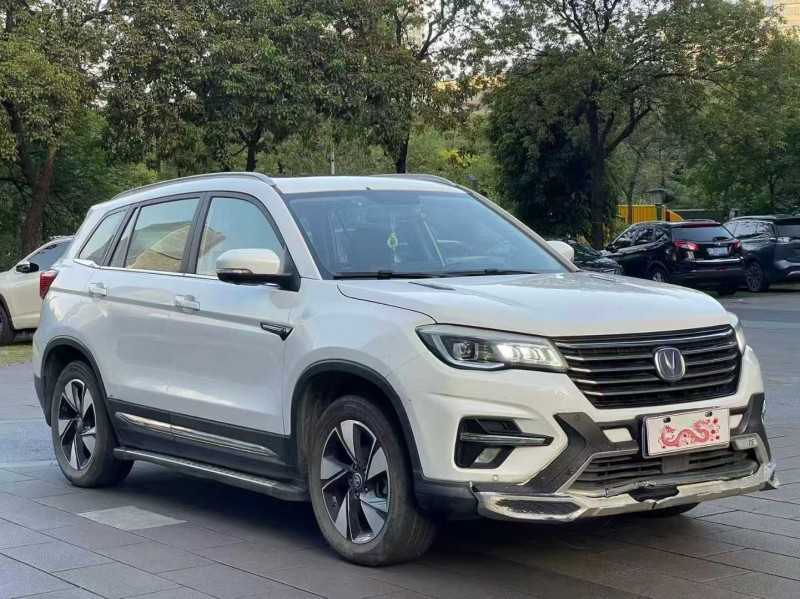 佛山18年长安汽车CS752