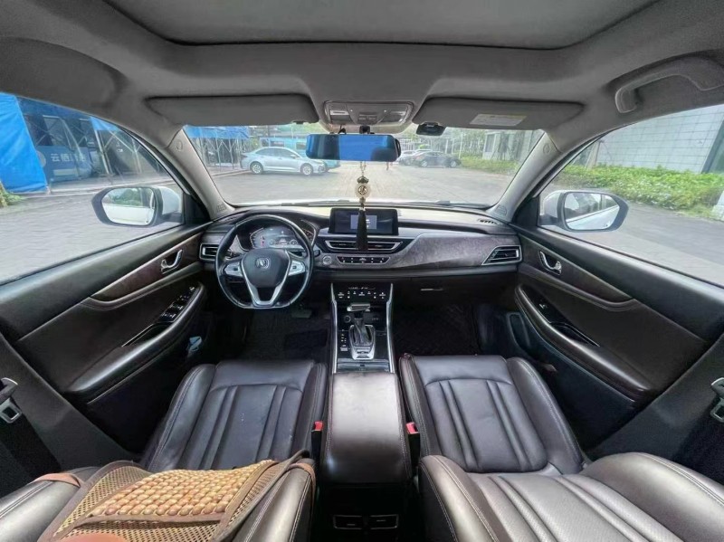 佛山18年长安汽车CS758