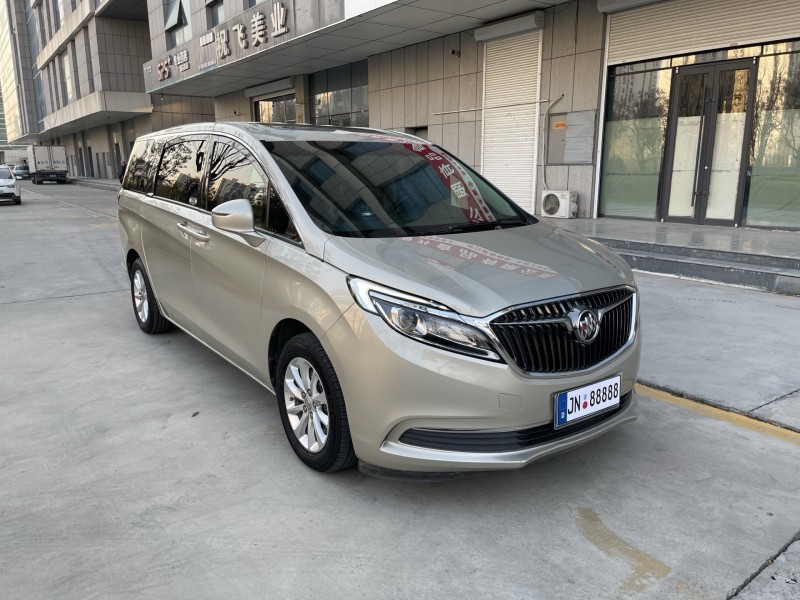 济宁18年别克GL83