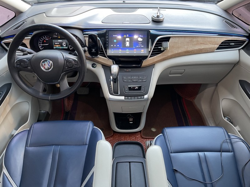 济宁18年别克GL85