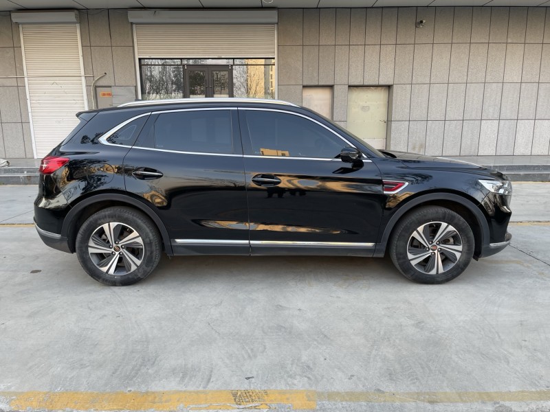 济宁21年红旗HS57