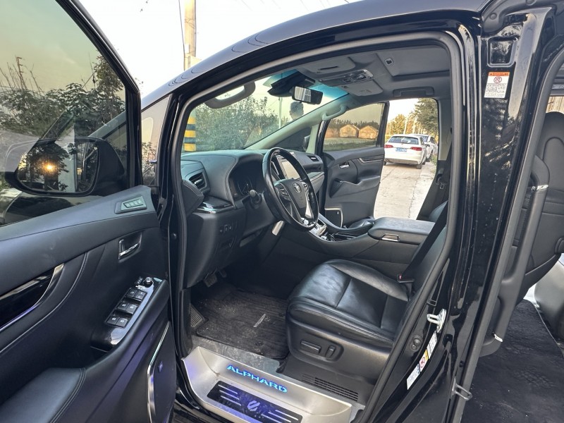 徐州20年丰田埃尔法6