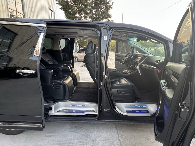 徐州20年丰田埃尔法9