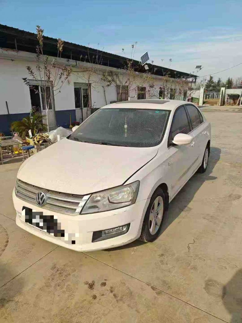 临沂14年大众桑塔纳3