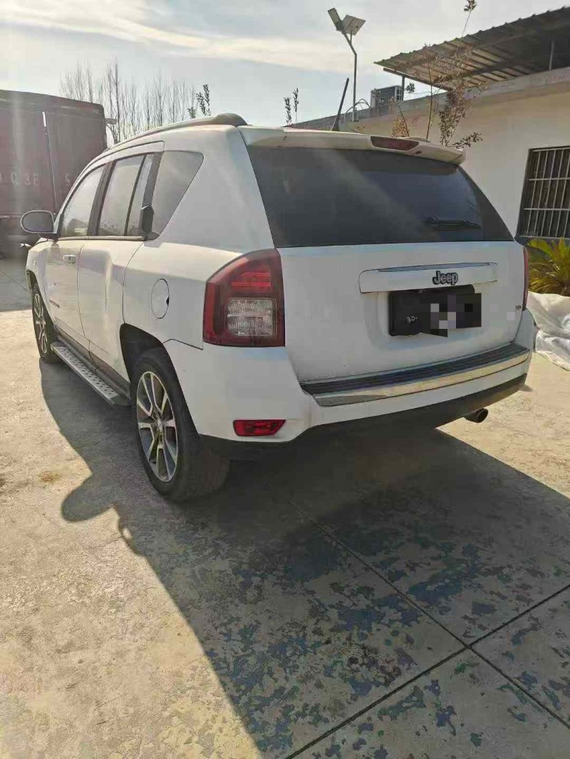 临沂14年Jeep指南者7