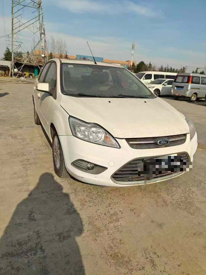 临沂15年福特福克斯2