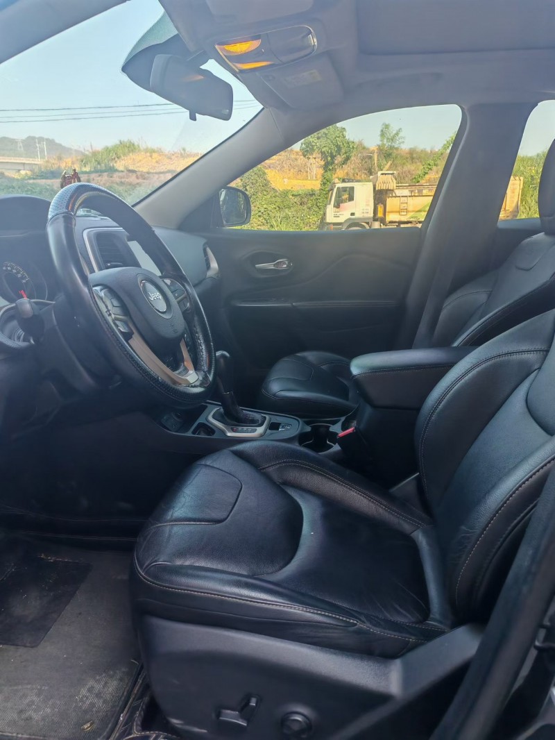 南昌18年Jeep自由光6