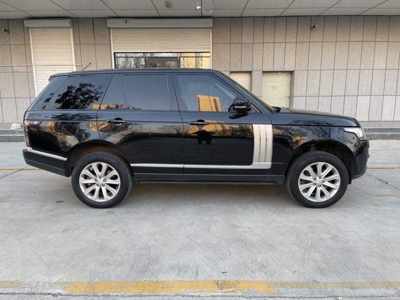 济宁15年路虎揽胜运动7