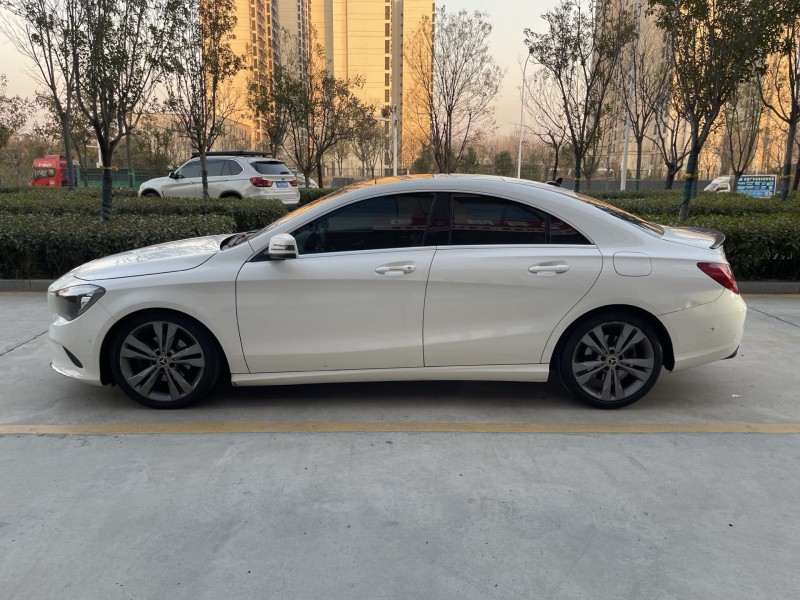 济宁18年奔驰CLA8