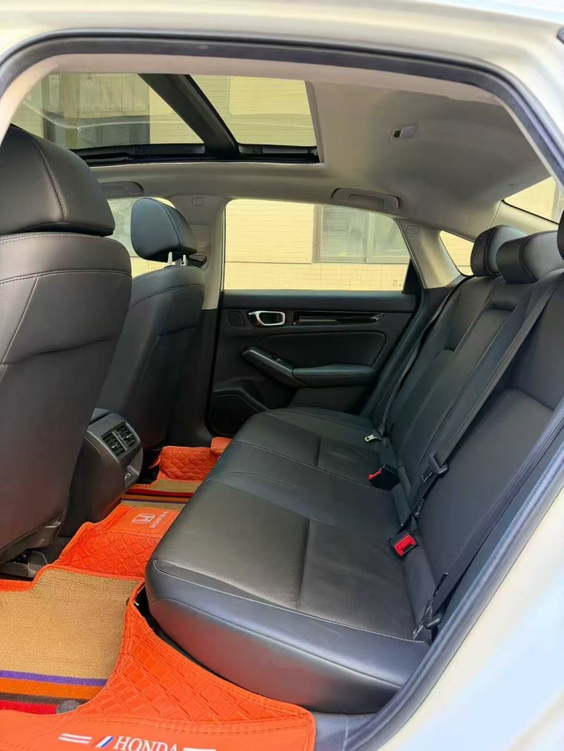 广州23年本田思域8