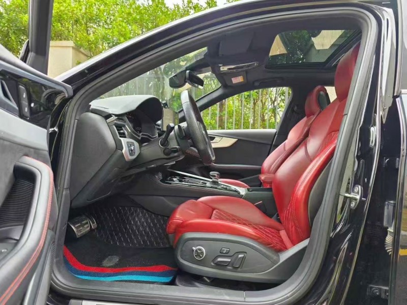 广州22年奥迪S44